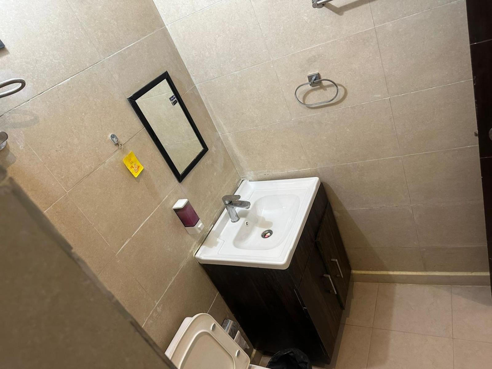 Hotel Kritika Greater Noida Esterno foto